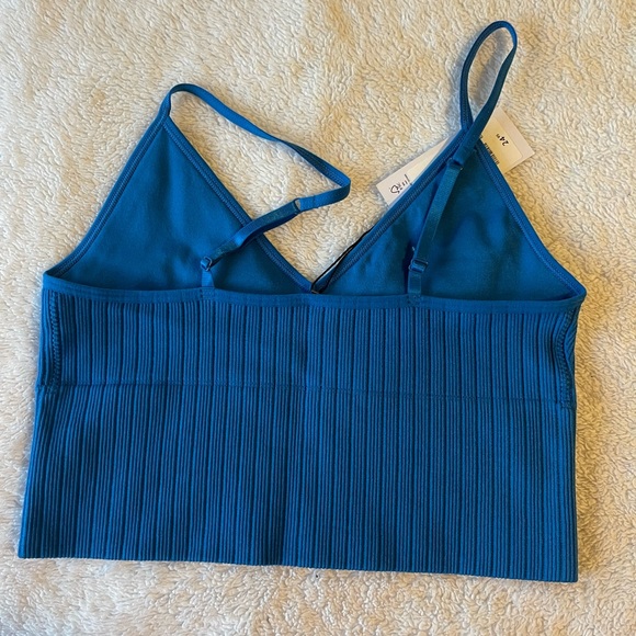 Dynamite Blue ribbed Crop top - Picture 2 of 2
